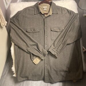 L.L. BEAN Herringhbone Button Down 100% Cotton Work Shirt Men’s Size L